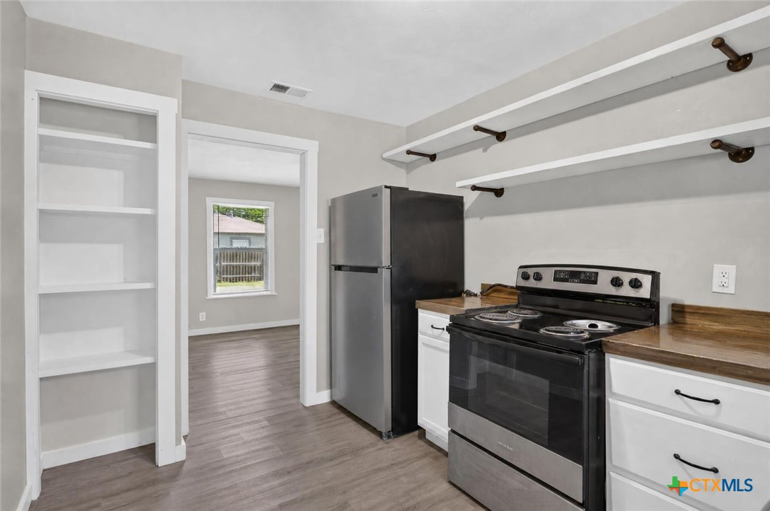 921 Stetson Avenue Property Photo 15