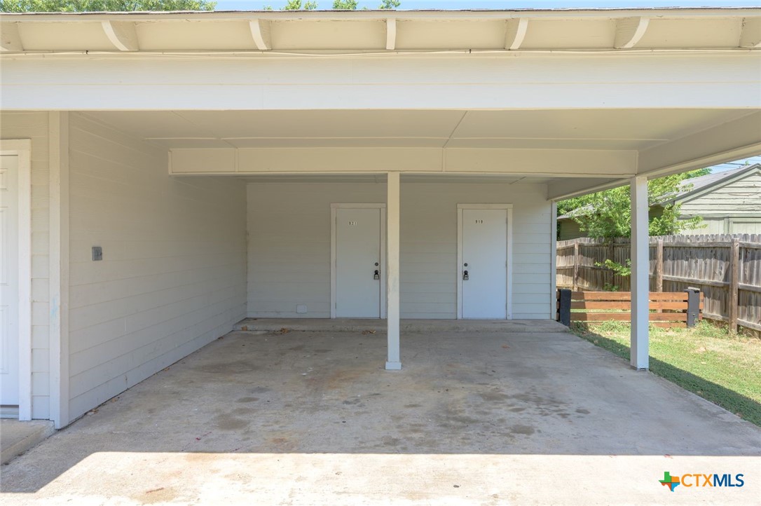 921 Stetson Avenue Property Photo 17