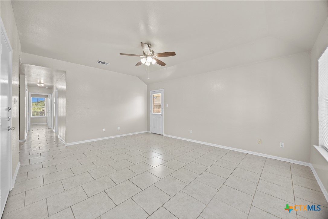 1623 Pima Trail Property Photo 3