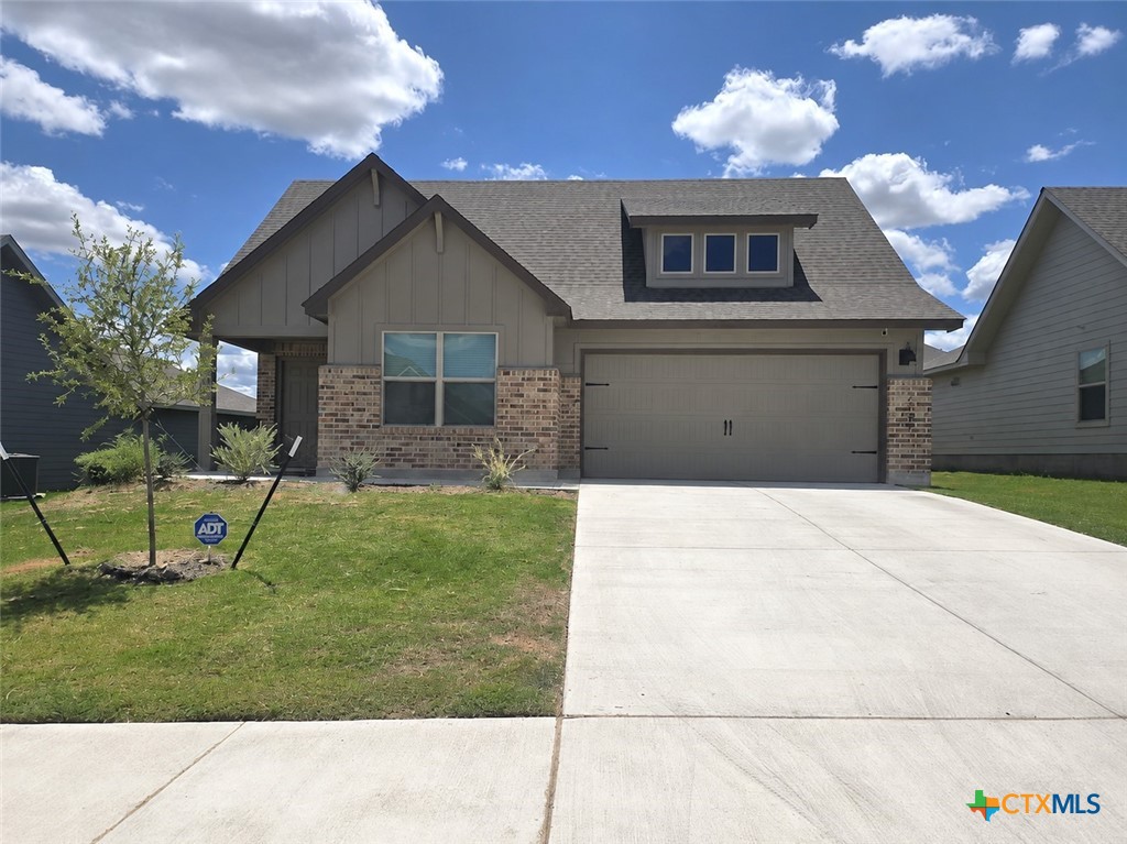 2349 Bee Creek Drive Property Photo 2