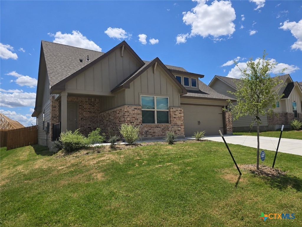 2349 Bee Creek Drive Property Photo 3