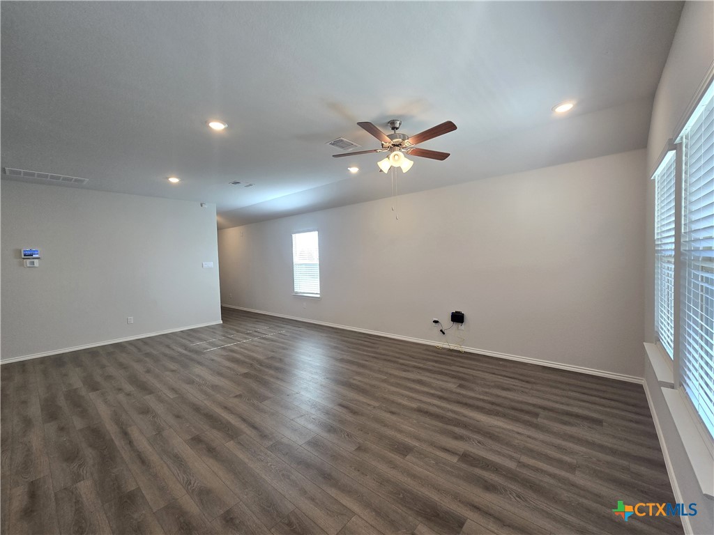 2349 Bee Creek Drive Property Photo 6