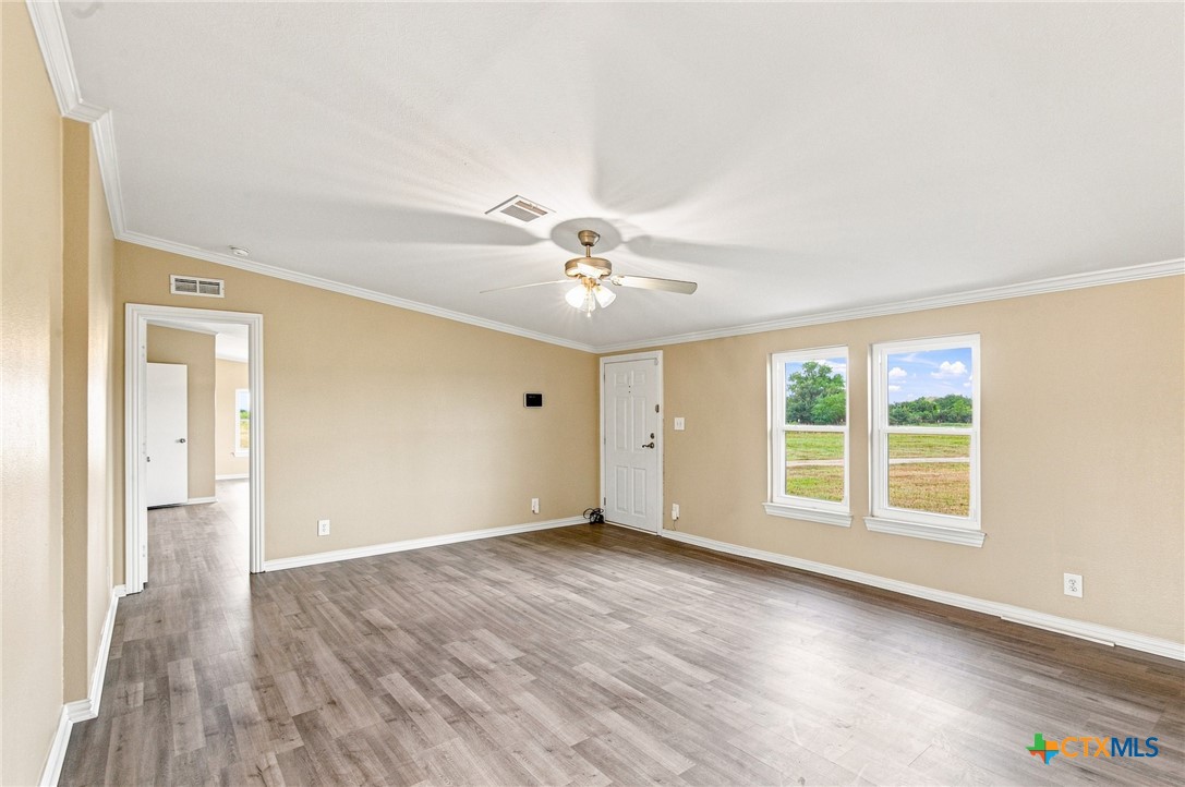 730 Shady Hollow Road Property Photo 3