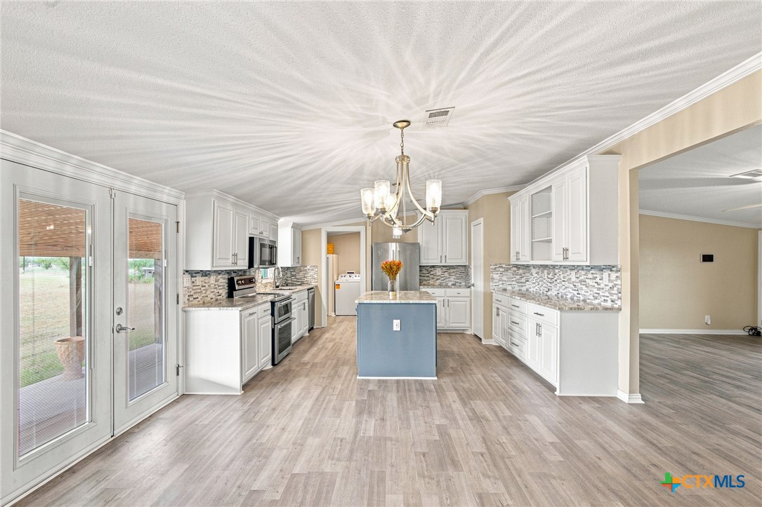 730 Shady Hollow Road Property Photo 14