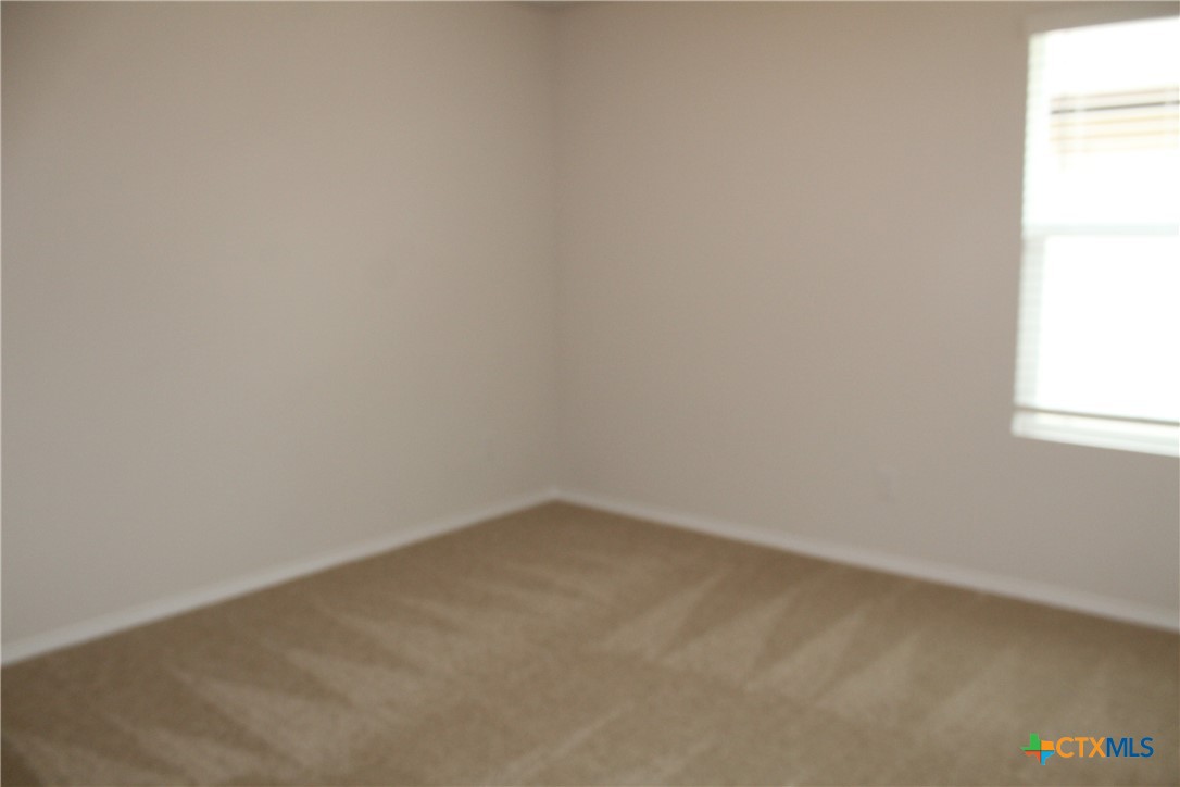 841 Margay Loop Property Photo 5
