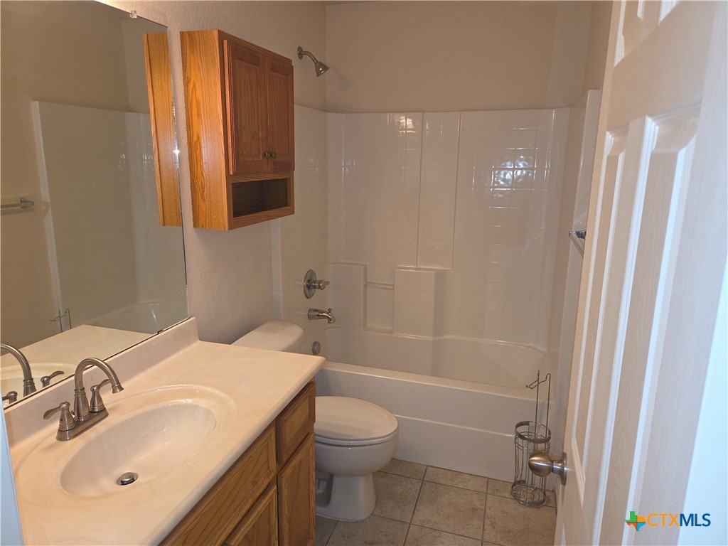 5209 Foxhill Road Property Photo 10
