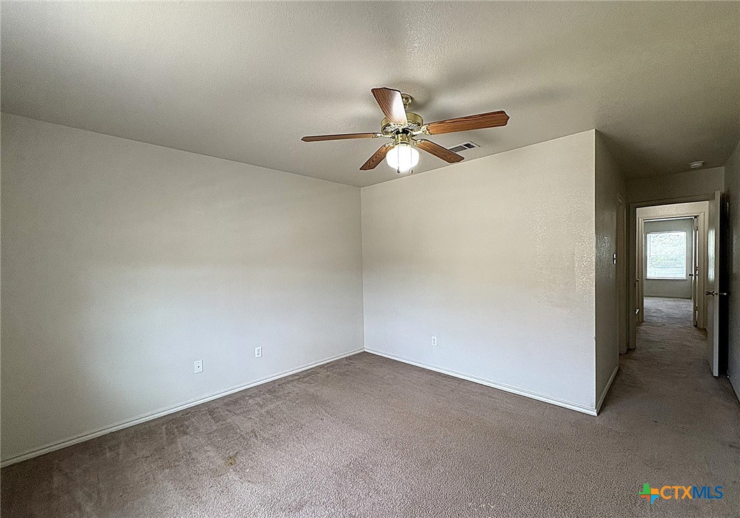 152 Ryan Circle B Property Photo 5