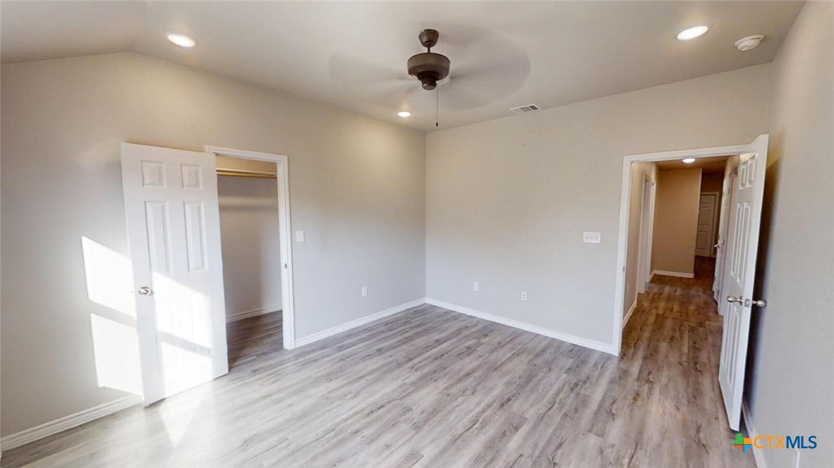 130 Wind Ridge Drive B Property Photo 16