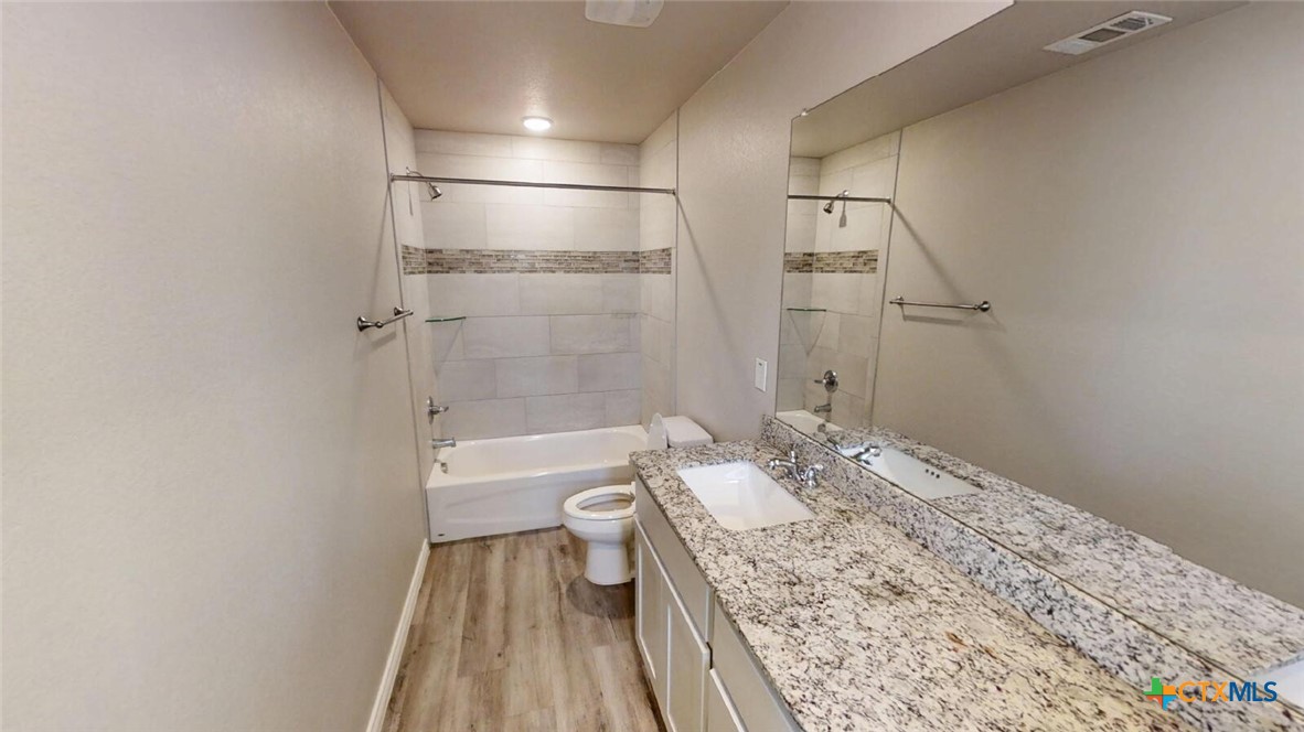 130 Wind Ridge Drive B Property Photo 20
