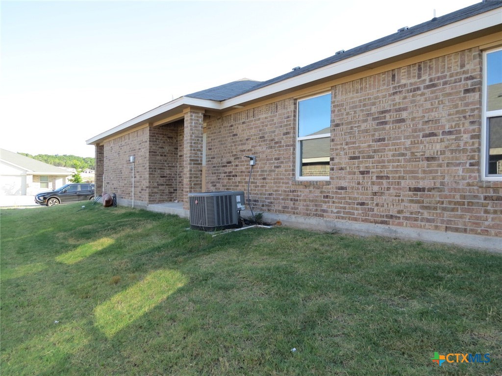 130 Wind Ridge Drive B Property Photo 23