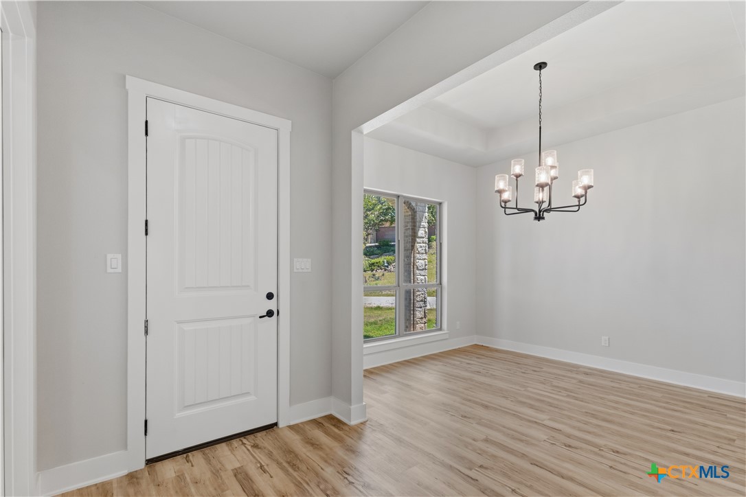 104 Cedar Bluff Drive Property Photo 3
