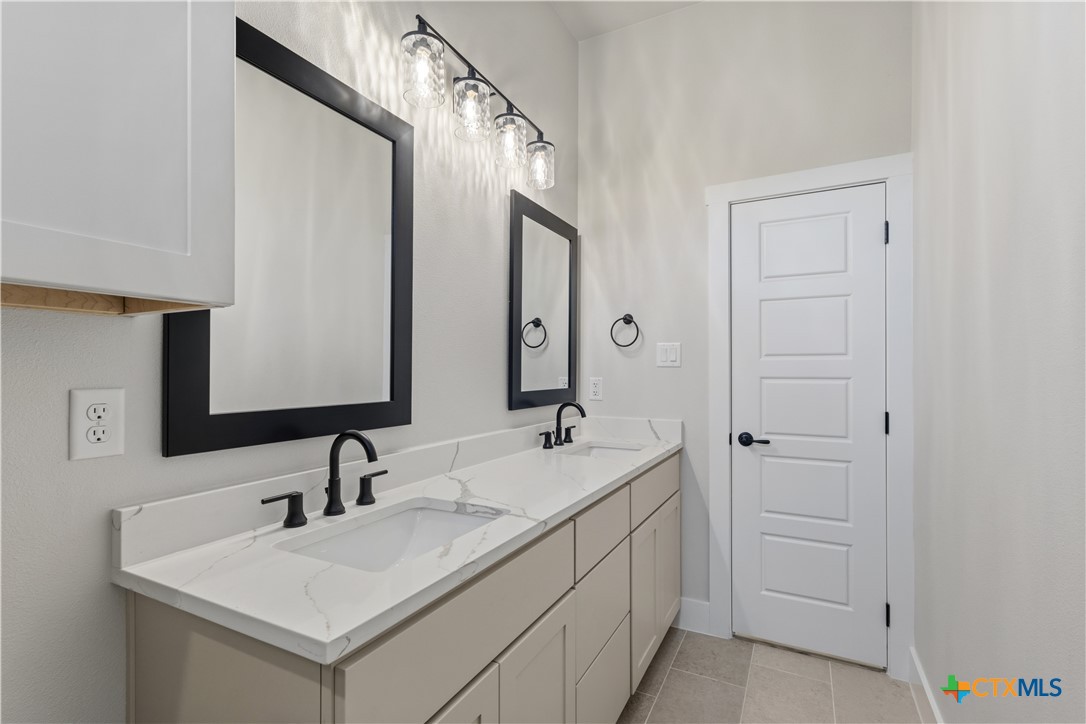 104 Cedar Bluff Drive Property Photo 34