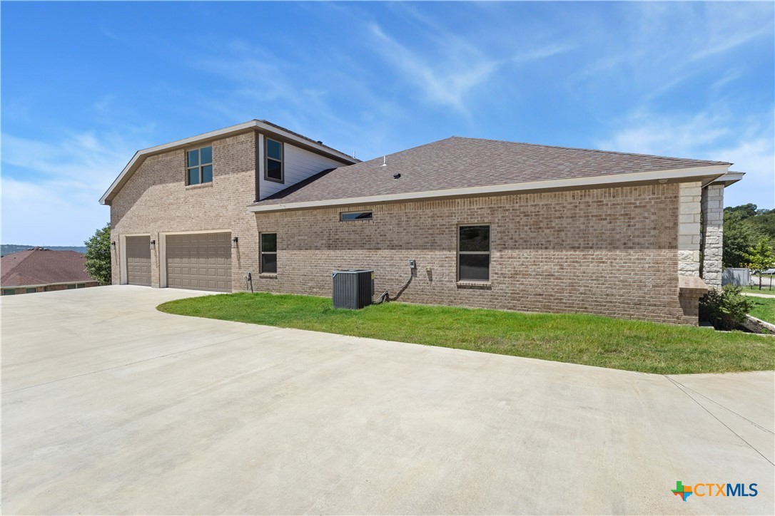 104 Cedar Bluff Drive Property Photo 46