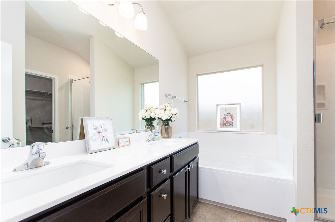 2516 Bargello Street Property Photo 15