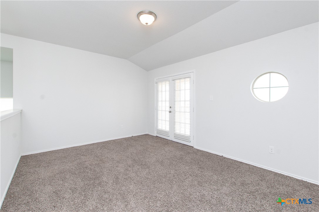 2033 Mallard Court Property Photo 11