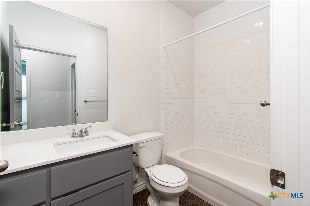 319 Riptide Road B Property Photo 11