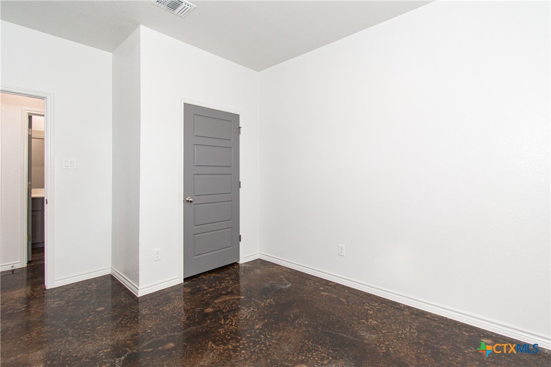 319 Riptide Road B Property Photo 14