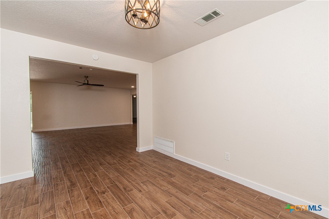 304 Timber Ridge Drive Property Photo 10
