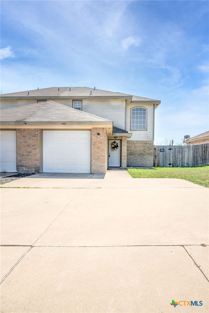 402 Deloris Dr. Property Photo 1