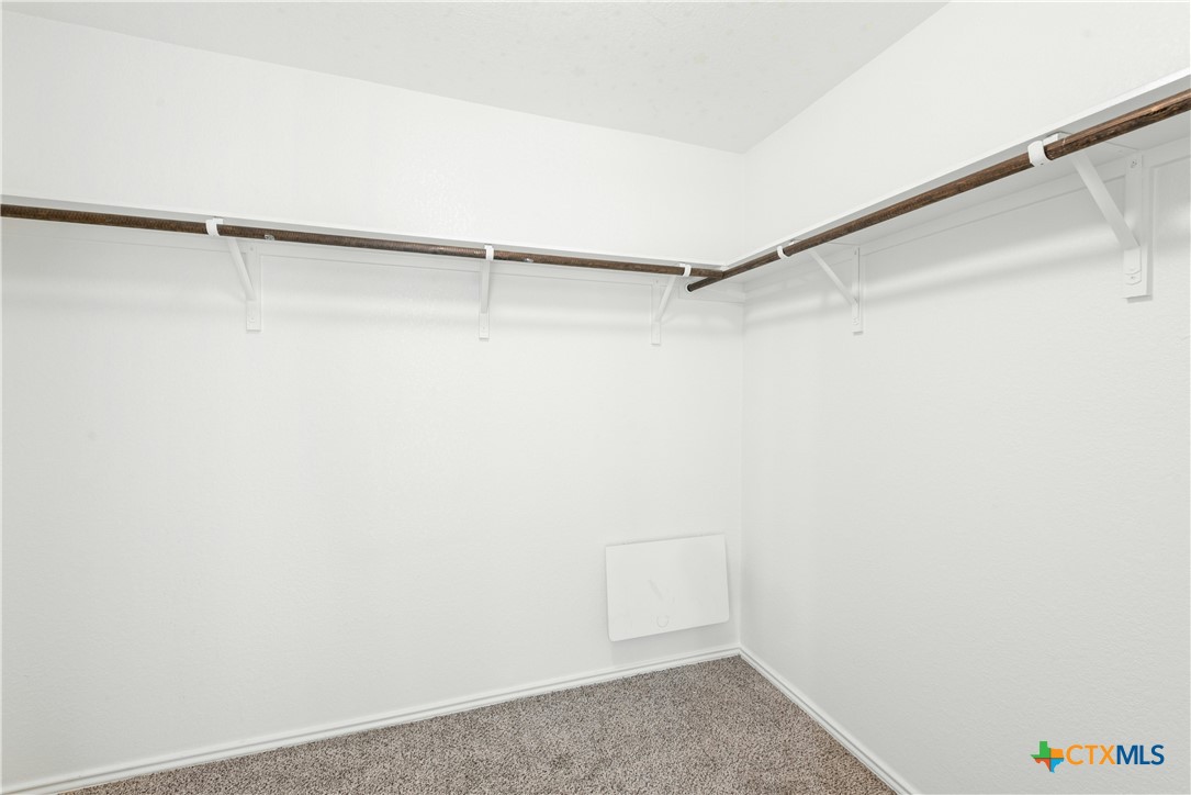 513 Circle Way Property Photo 17