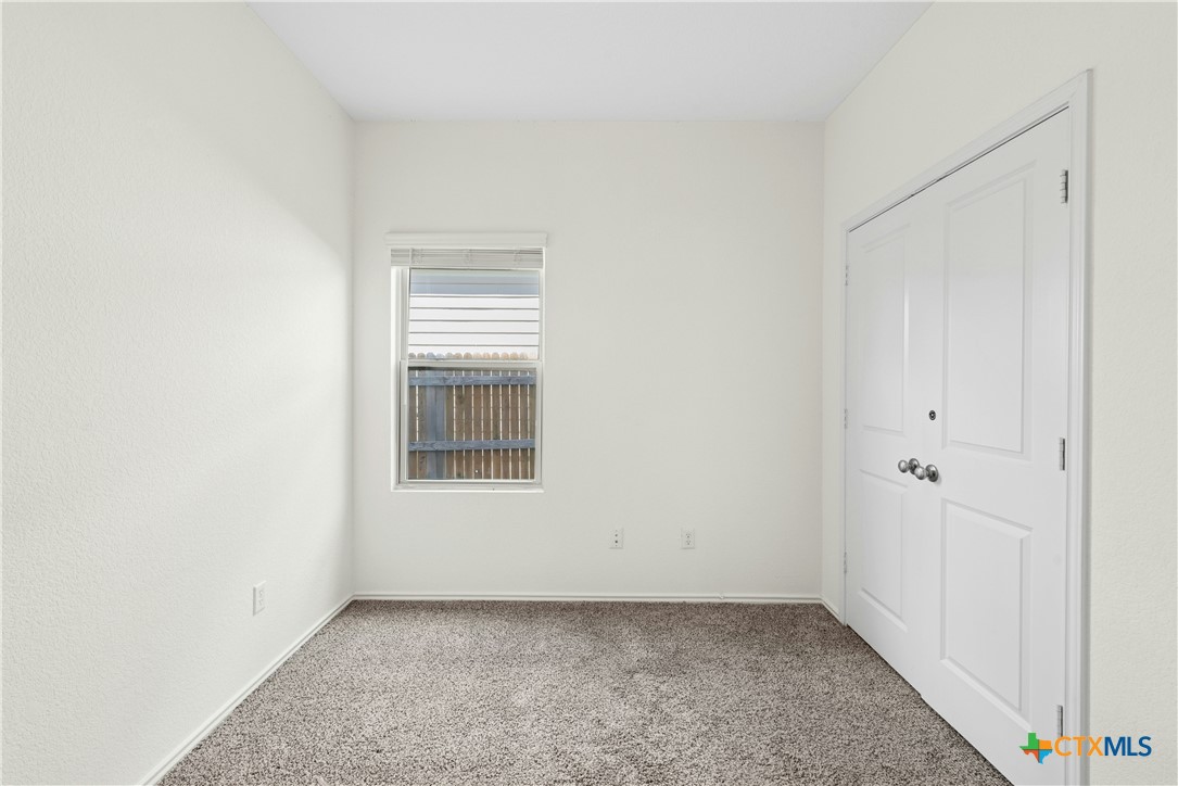 513 Circle Way Property Photo 26