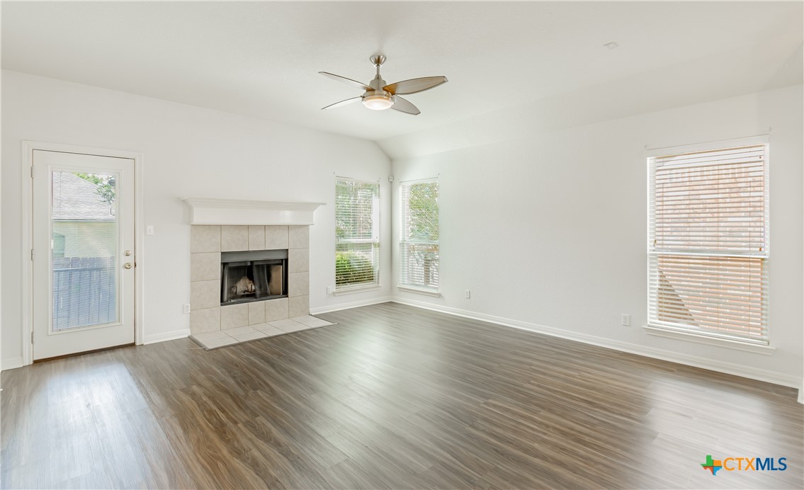548 Thurber Drive Property Photo 8