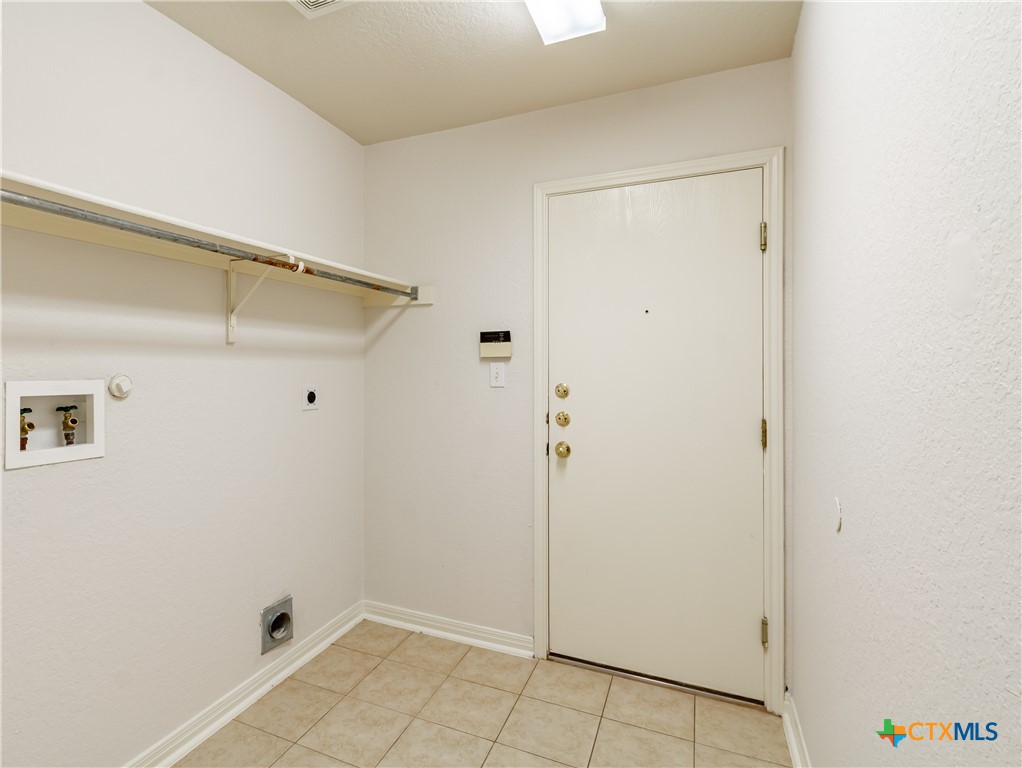 548 Thurber Drive Property Photo 19