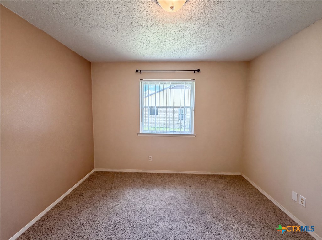 2803 Persimmon Drive Property Photo 10
