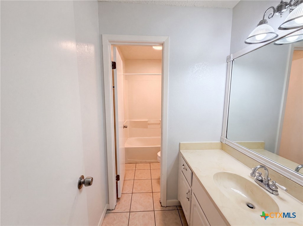2803 Persimmon Drive Property Photo 12