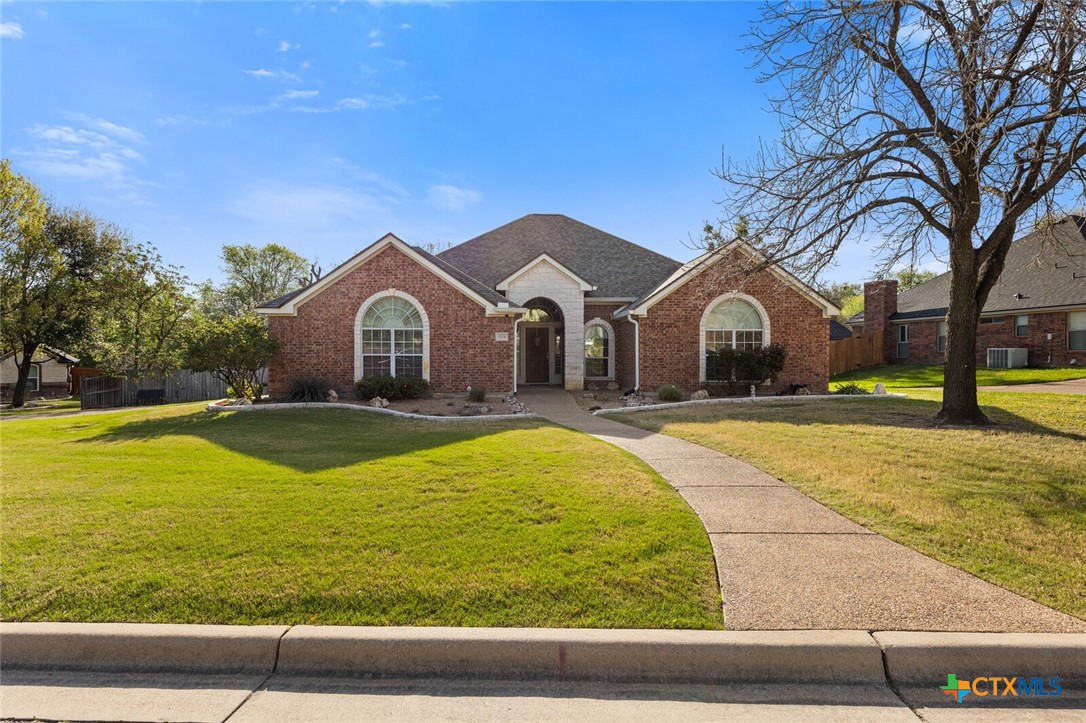 3204 Loving Cove Property Photo 2