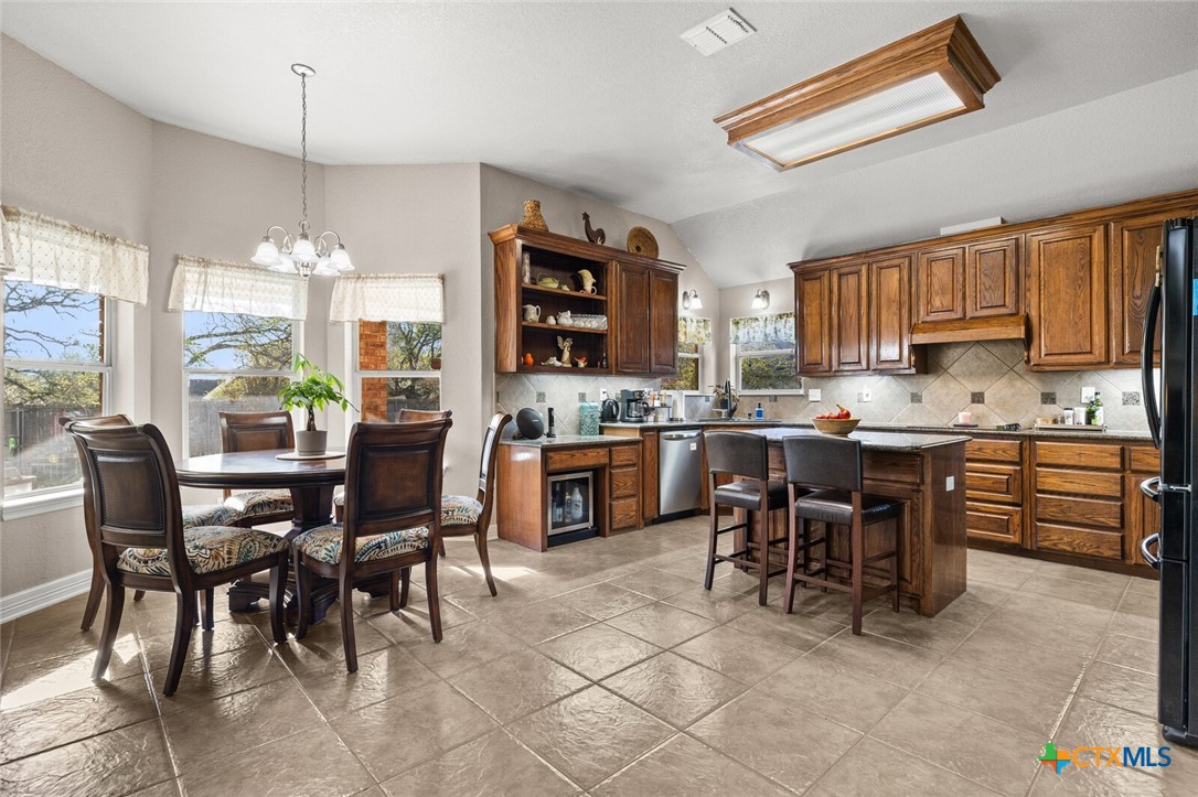 3204 Loving Cove Property Photo 15