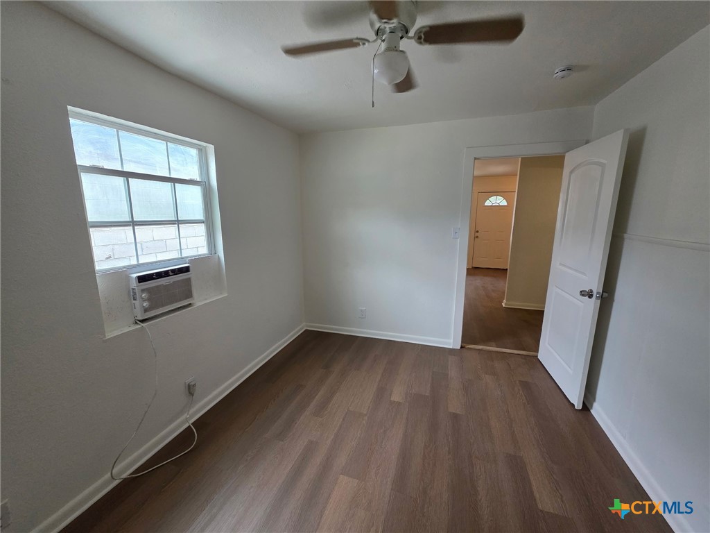 702 San Antonio Avenue 4 Property Photo 7