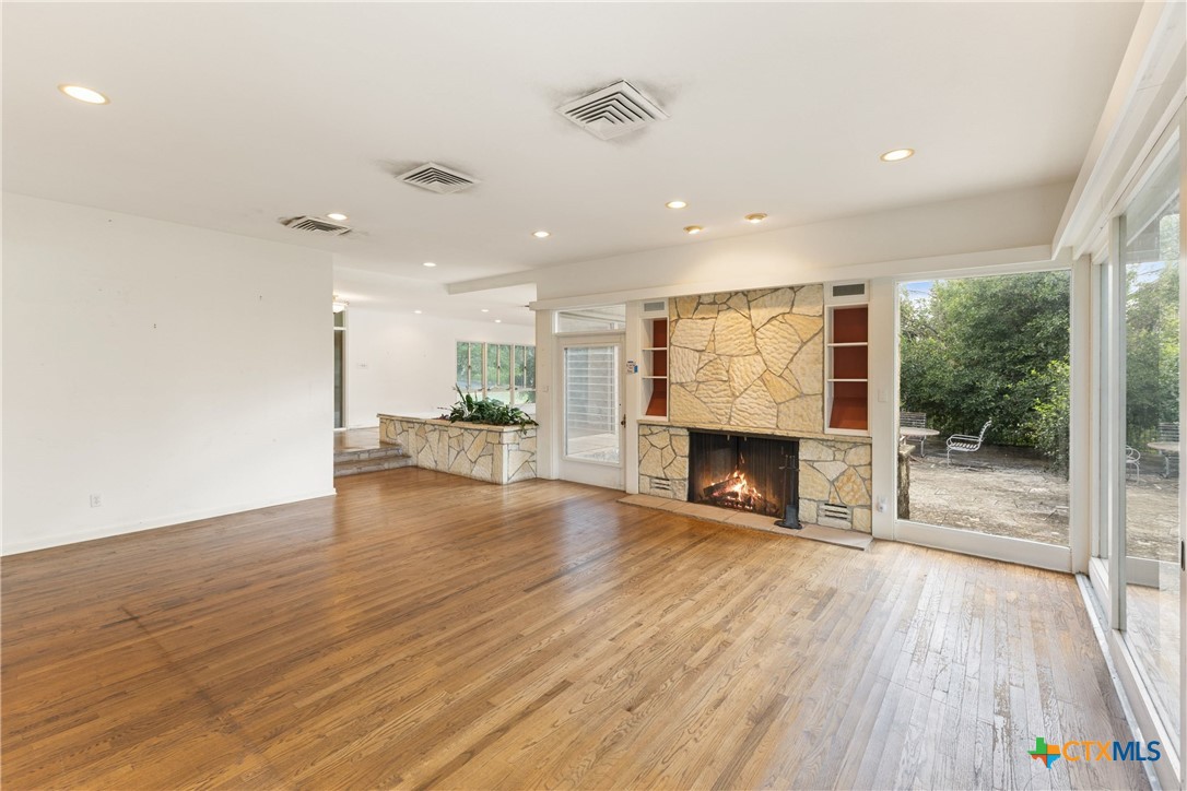 436 Lakeview Boulevard Property Photo 10