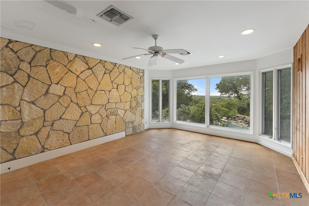 436 Lakeview Boulevard Property Photo 19