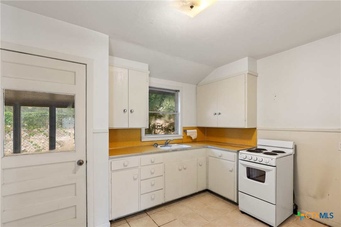 436 Lakeview Boulevard Property Photo 33