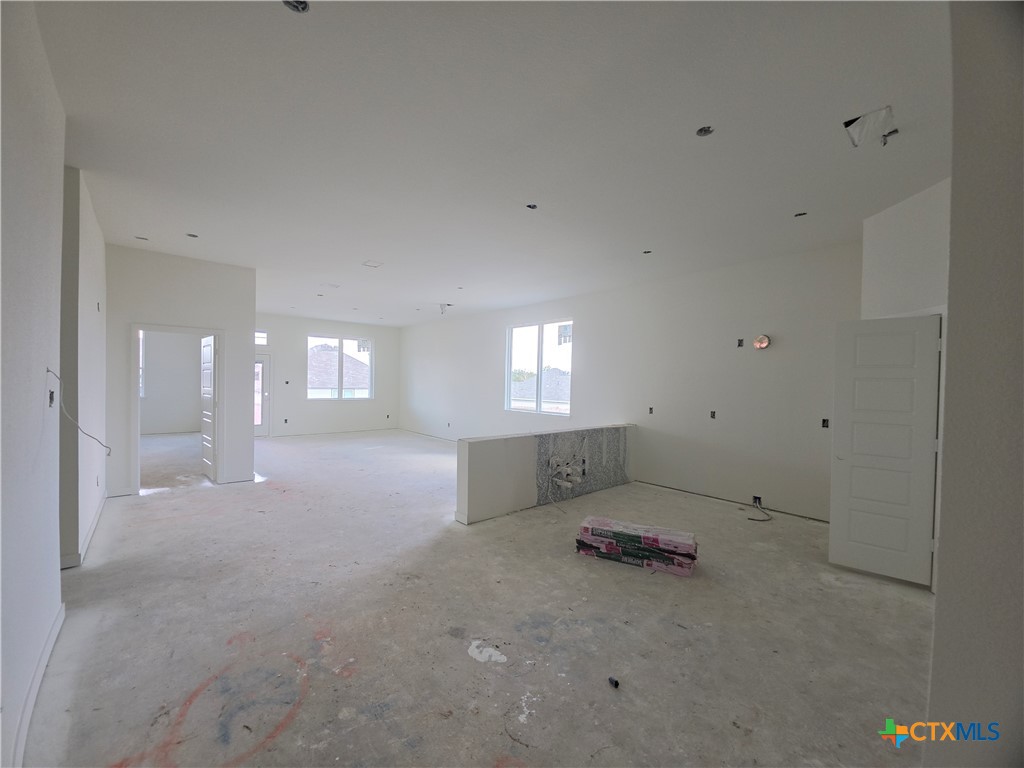 2010 Michigan Drive Property Photo 13