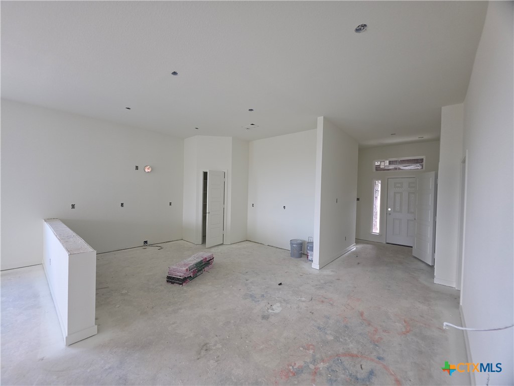 2010 Michigan Drive Property Photo 14