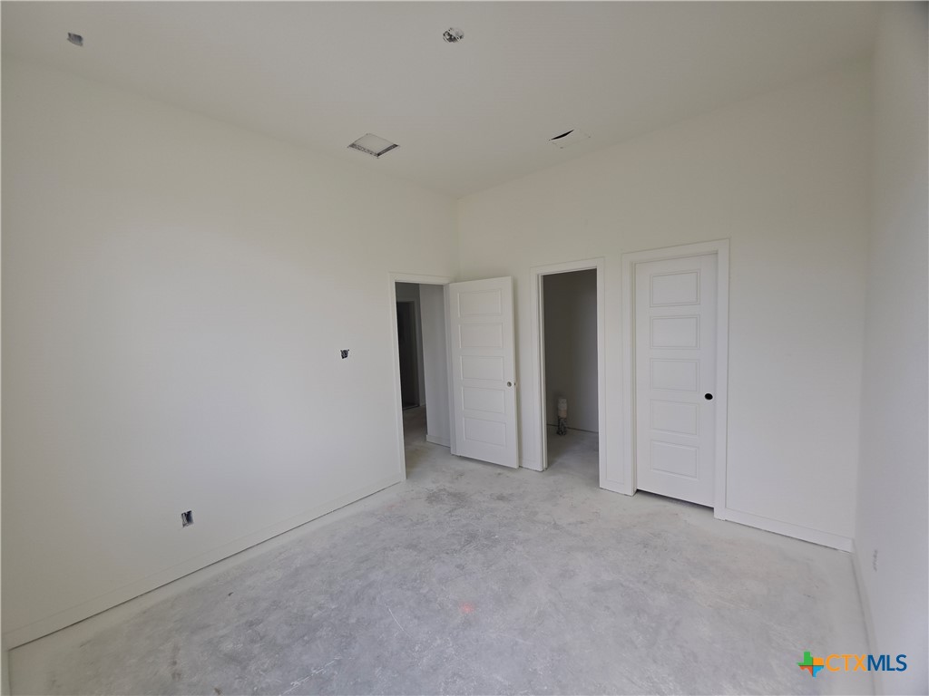 2010 Michigan Drive Property Photo 24
