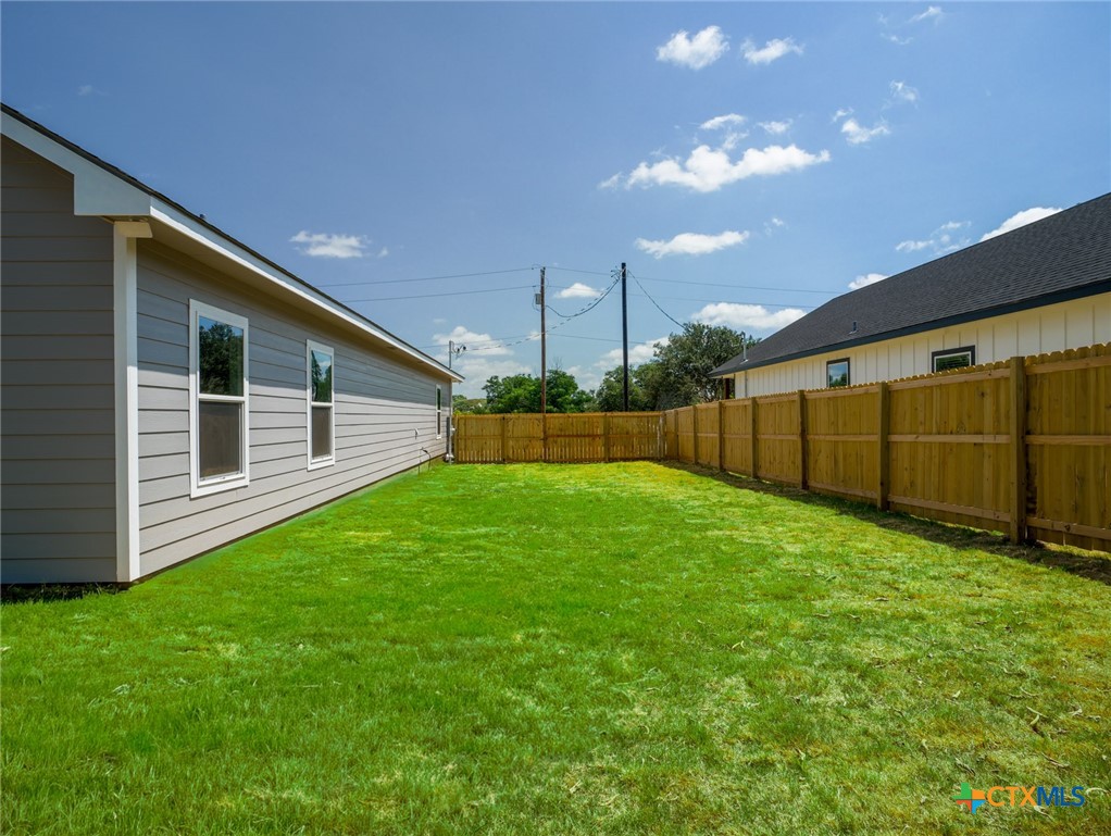 147 W Pine Property Photo 36