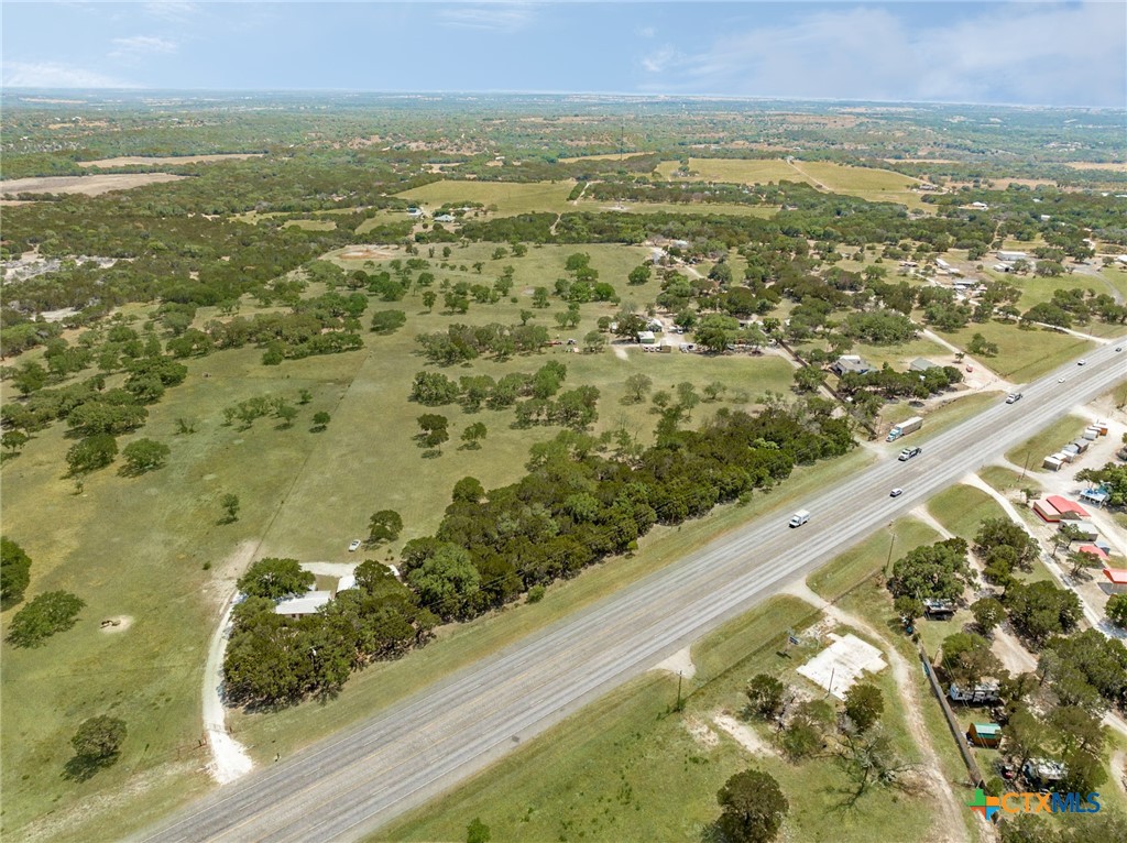 8270 E Us Highway 190 Property Photo 1