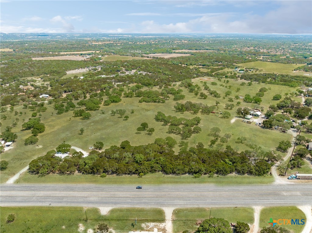 8270 E Us Highway 190 Property Photo 2