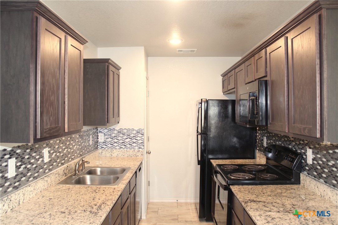539 Lost Trail A Property Photo 5