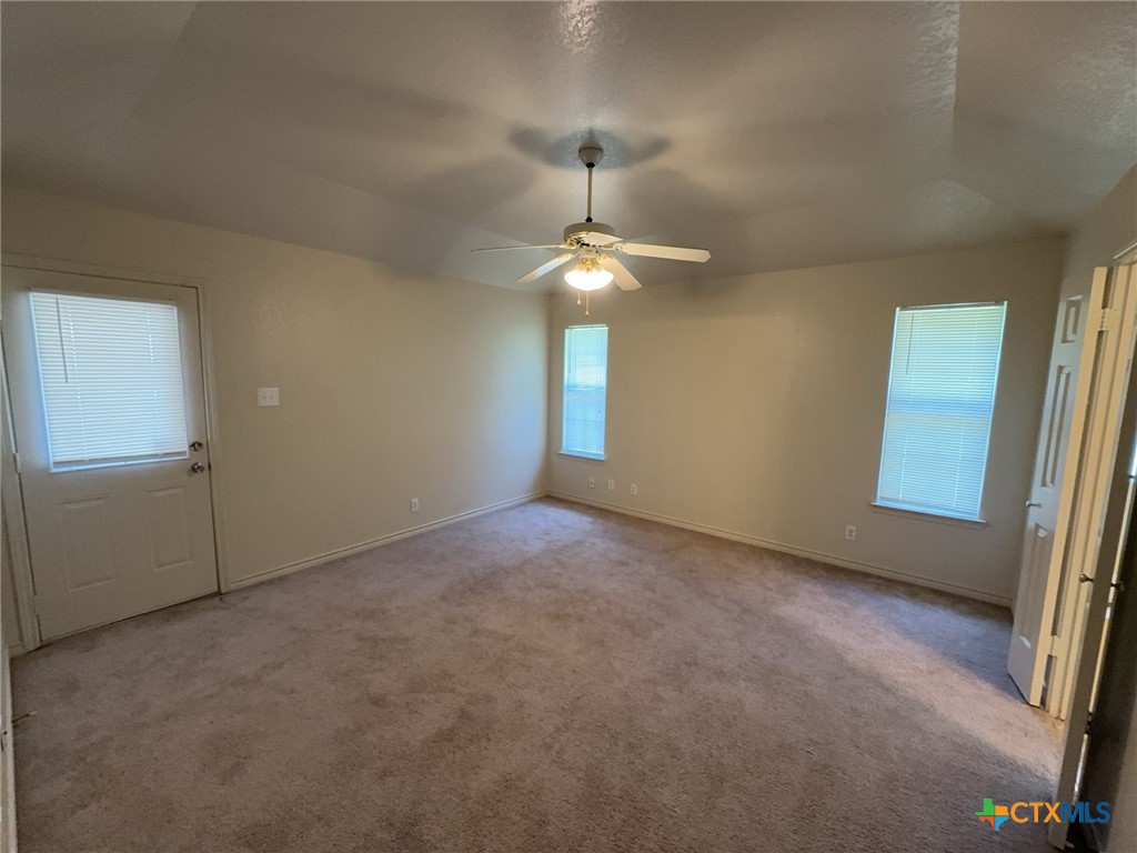 1001 Clairidge Avenue Property Photo 14