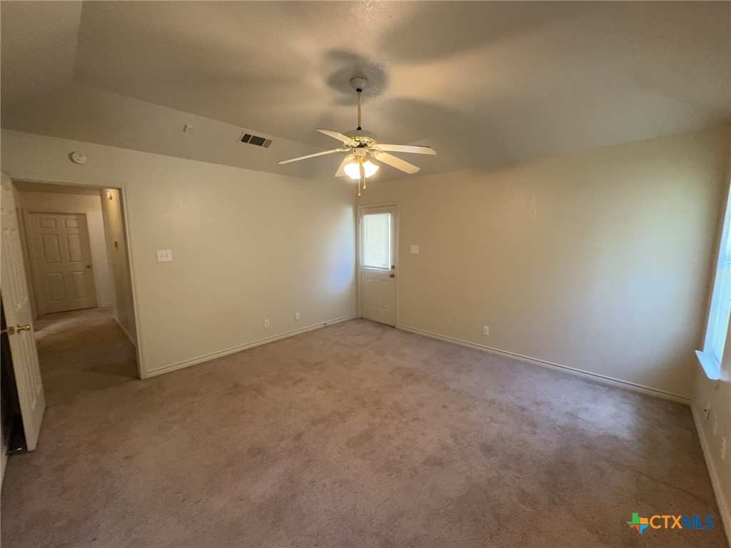 1001 Clairidge Avenue Property Photo 16