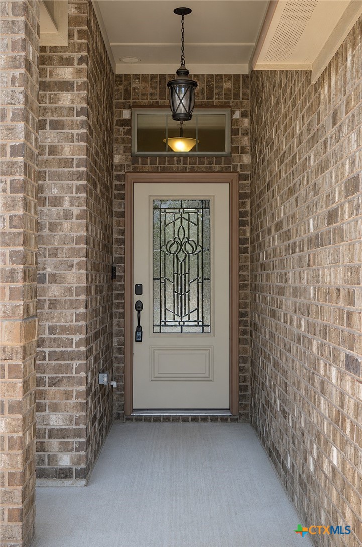 7609 Zircon Drive Property Photo 2