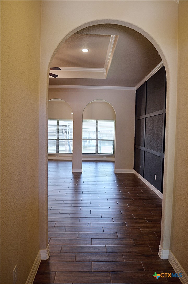 7609 Zircon Drive Property Photo 3
