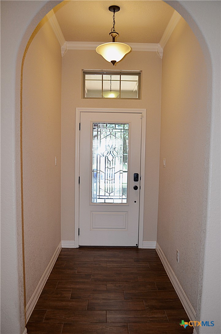 7609 Zircon Drive Property Photo 4