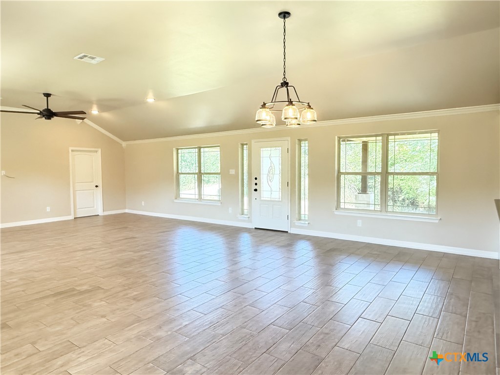 160 County Road 4745 Property Photo 7