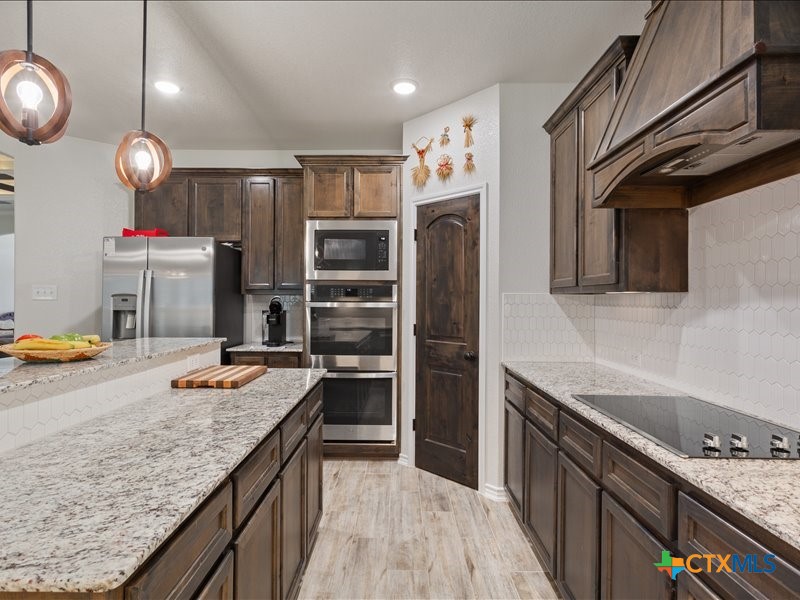7711 Silicon Drive Property Photo 6