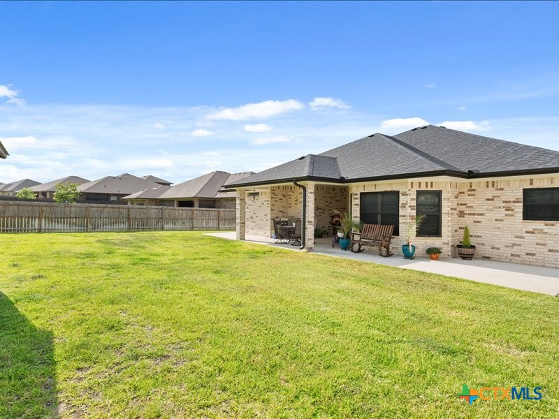 7711 Silicon Drive Property Photo 12